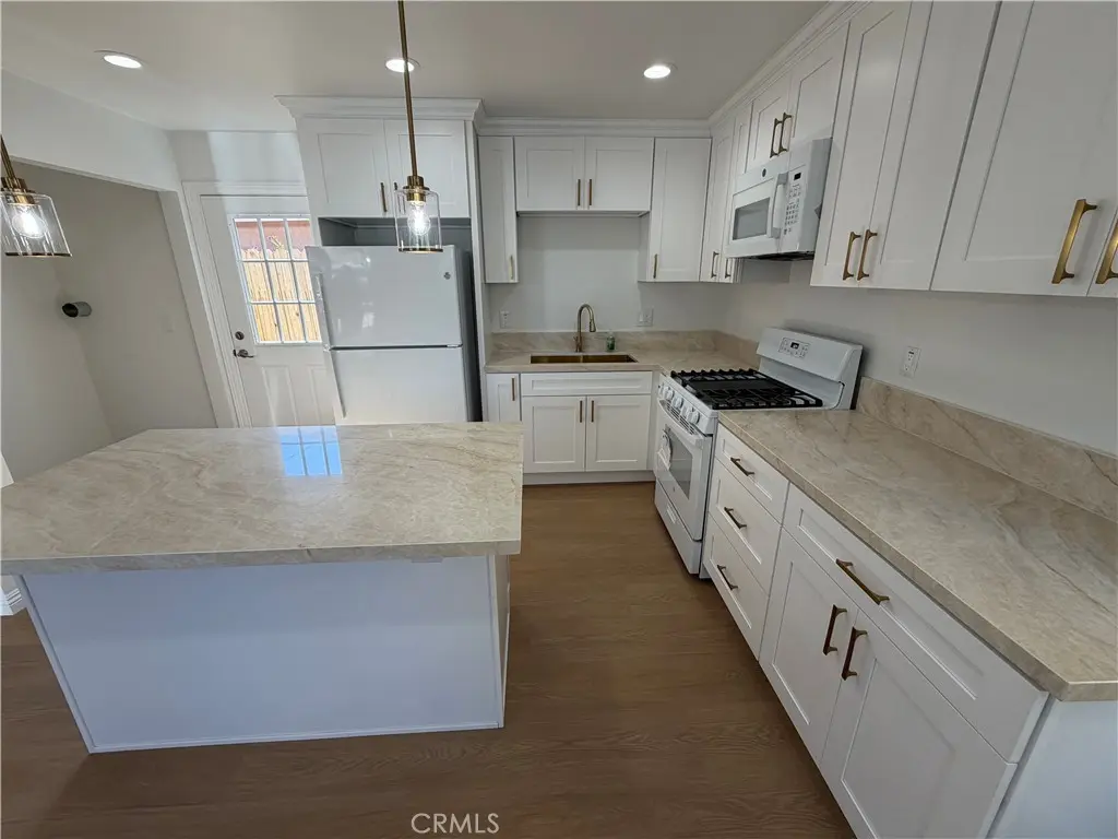 424 Poplar, Compton, CA — listing photo 1