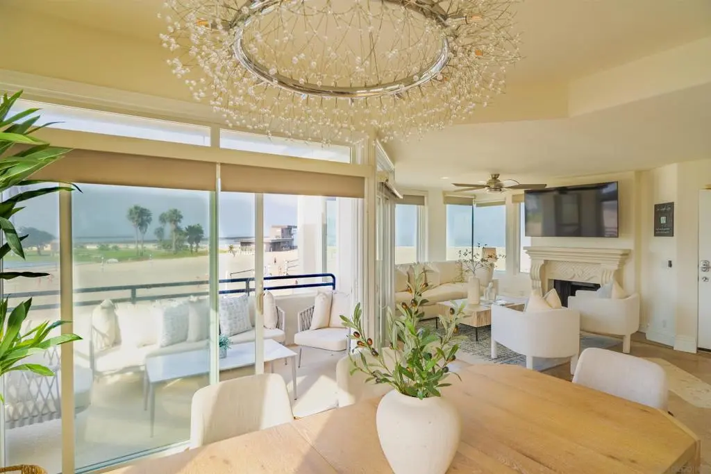 2689 Ocean Front Walk, San Diego, CA — listing photo 1