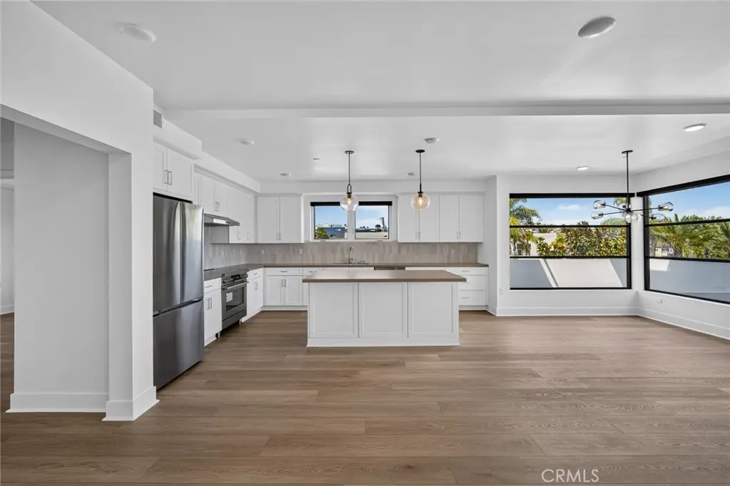Condominium for rent at 24722 Del Prado, Dana Point, CA featuring 2 beds and 3 baths