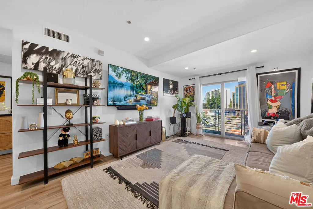 Condominium for sale at 100 S Alameda Street 476, Los Angeles, CA featuring 1 bed and 1 bath