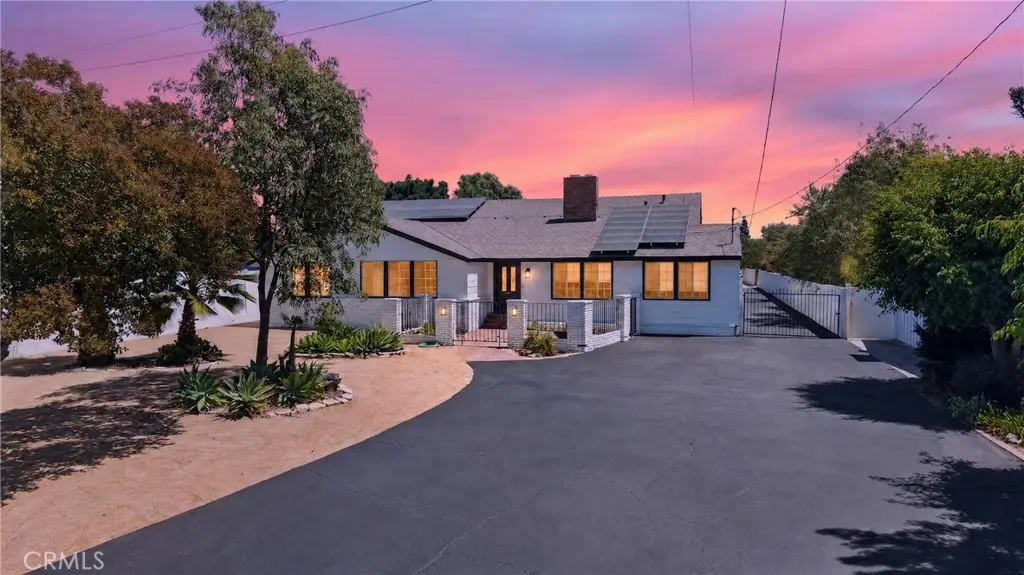 9826 Columbus, North Hills, CA — listing photo 1