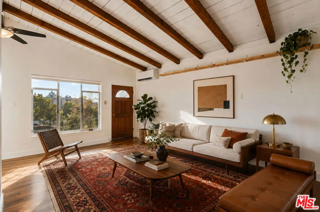 Residential Lease for rent at 1231 Montecito Drive, Los Angeles, Los Angeles County, CA featuring 2 beds and 1 bath