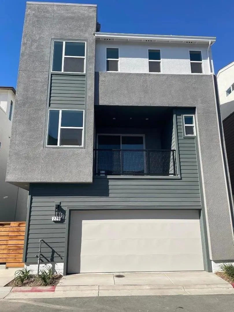 Single Family Residence for sale at 225 Honeydew Court, San Ramon, CA featuring 4 beds and 4 baths