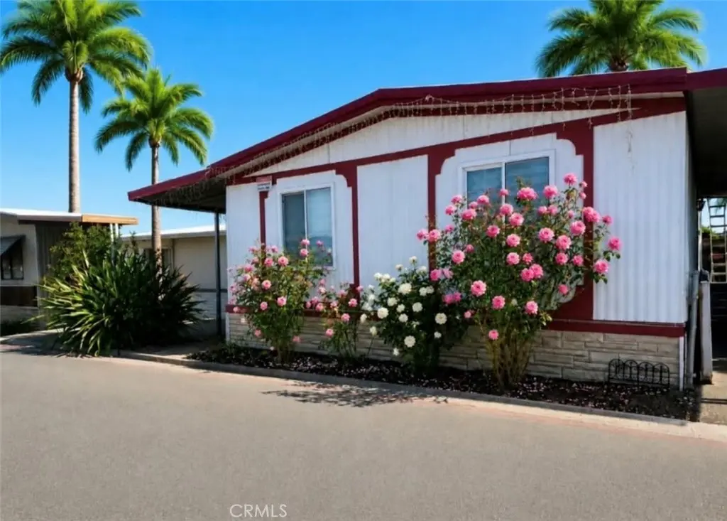 2250 Chestnut Street 20, San Bernardino, CA — listing photo 1