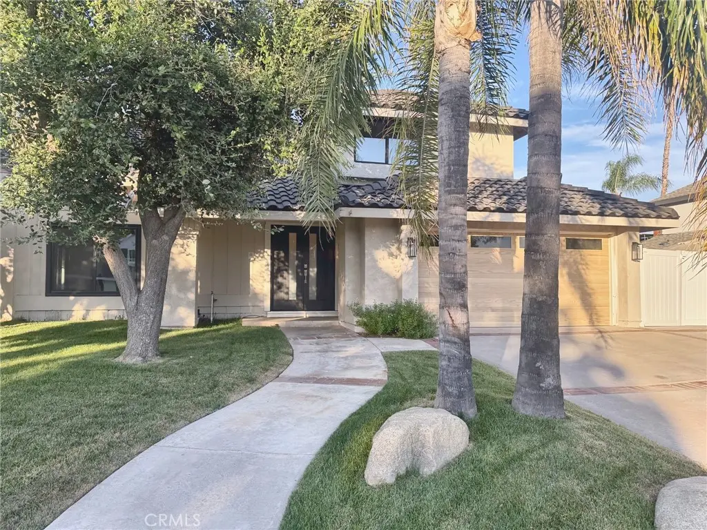 Residential Lease for rent at 1893 S Starfire, Corona, Riverside County, CA featuring 4 beds and 3 baths