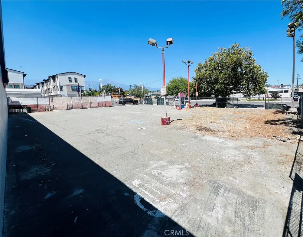 151 N Mountain Avenue, Ontario, CA — listing photo 1
