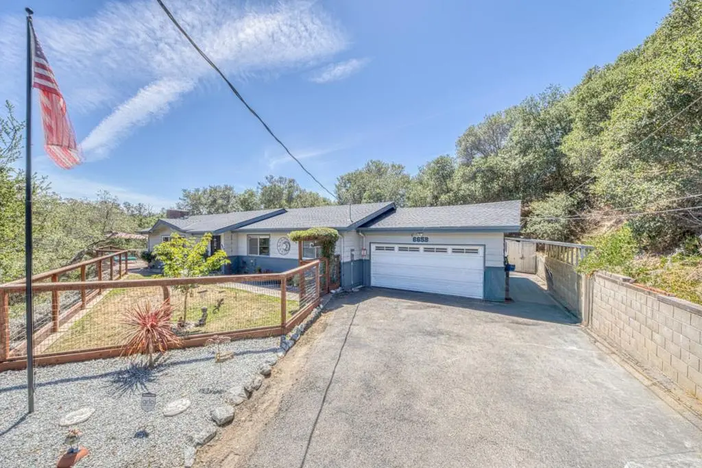 665 Paradise Road B, Salinas, CA — listing photo 1