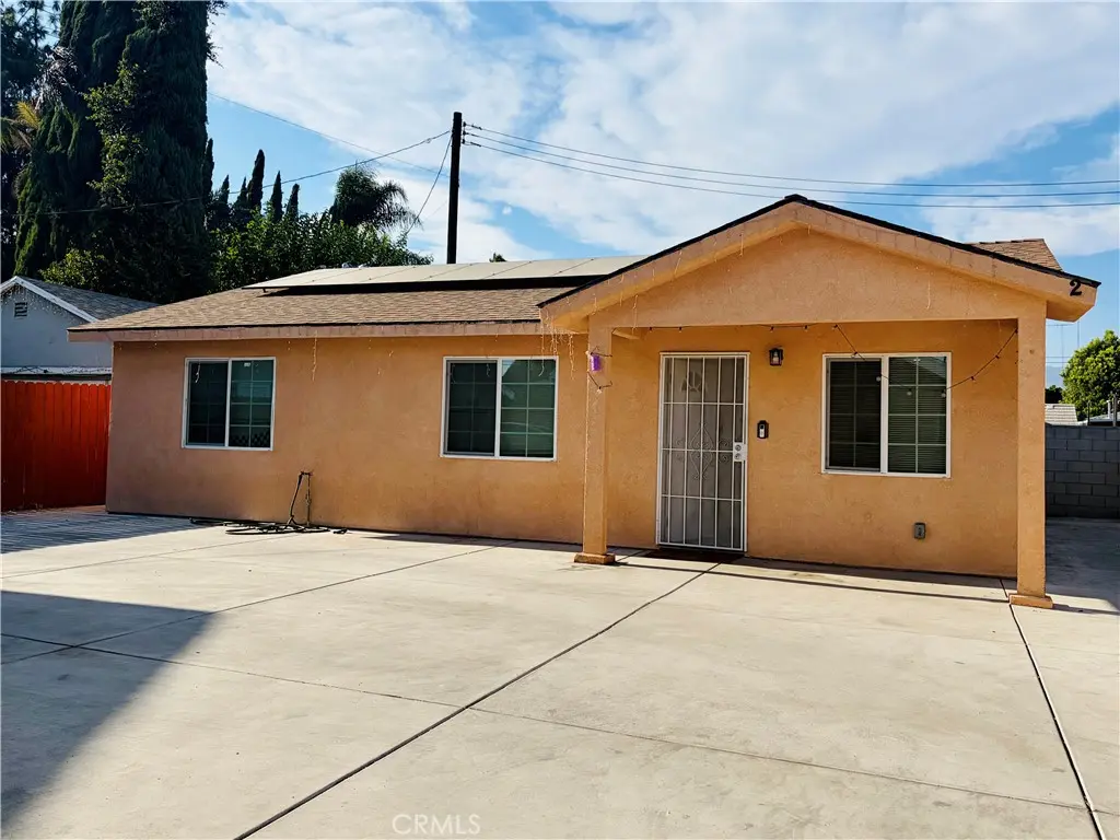 Duplex for rent at 1360 Poplar 2, San Bernardino, CA featuring 3 beds and 2 baths