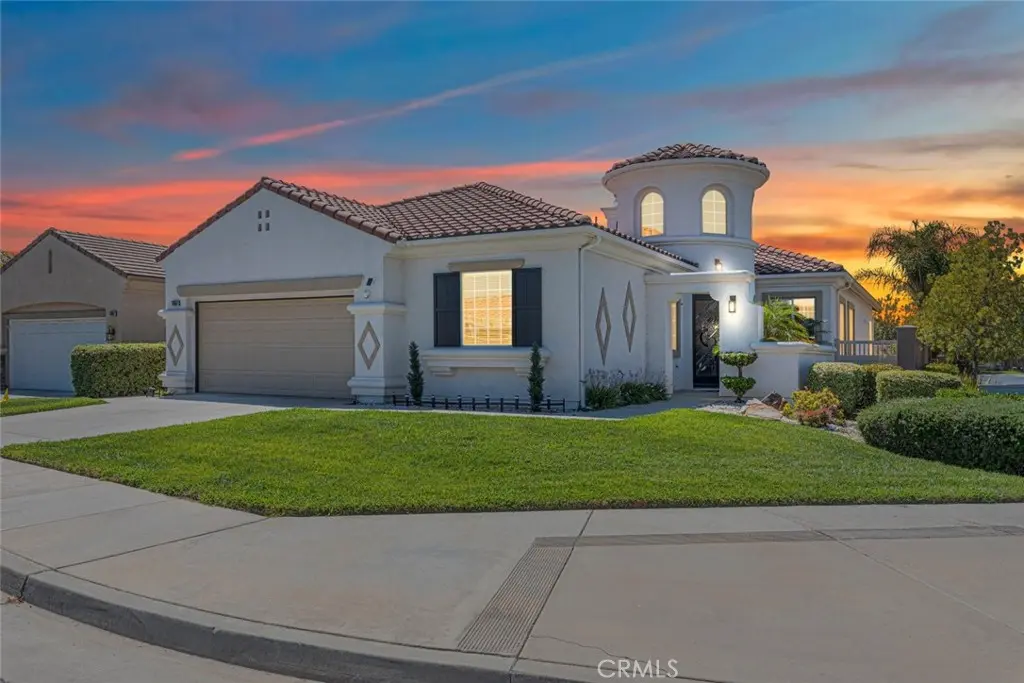 Single Family Residence for sale at 28657 Peach Springs, Menifee, CA featuring 2 beds and 3 baths
