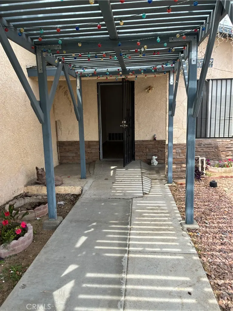 13045 La Mesa, Desert Hot Springs, CA — listing photo 1