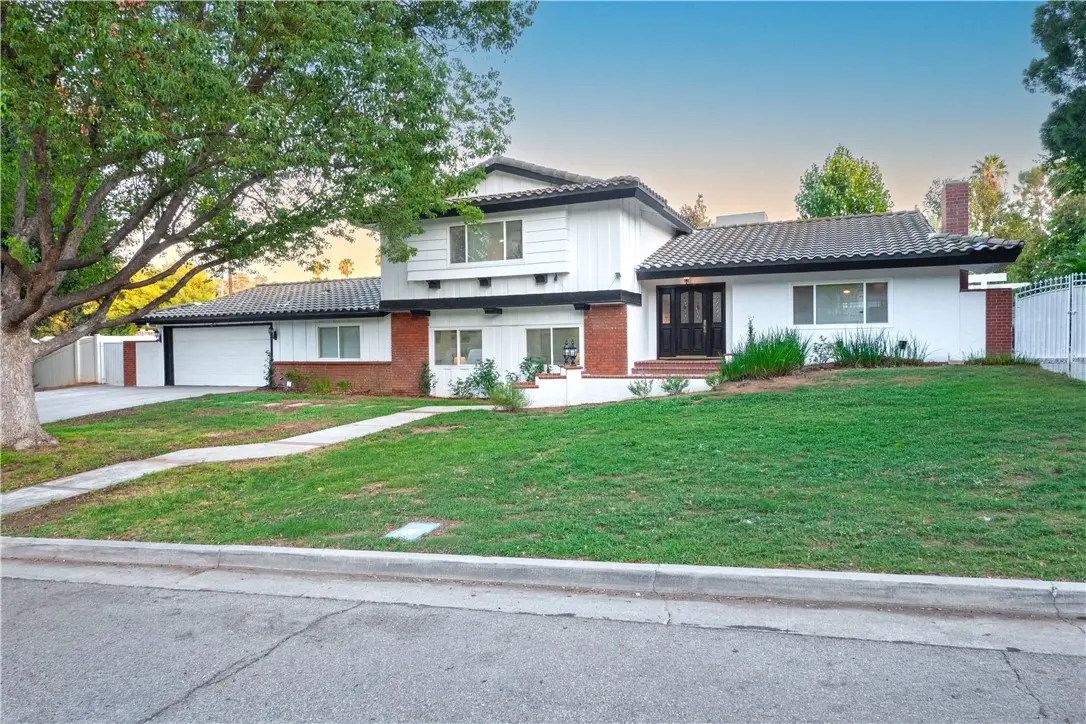 Single Family Residence for sale at 2350 Shadow Hill Drive, Riverside, CA featuring 5 beds and 3 baths