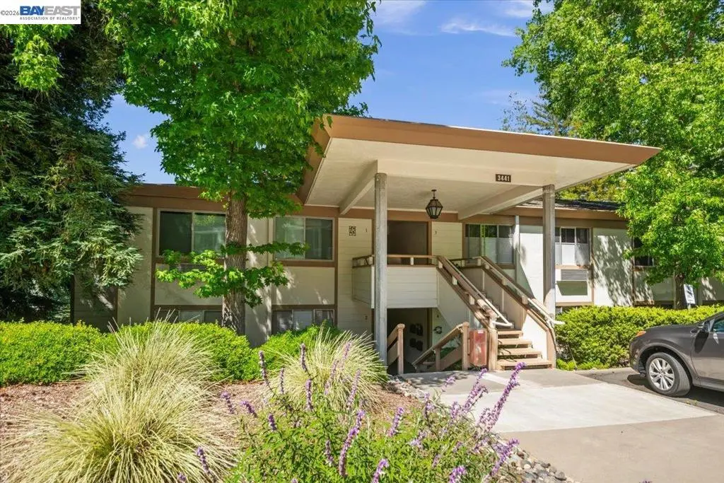 Condominium for sale at 3441 Tice Creek Rd 4, Walnut Creek, CA featuring 2 beds and 1 bath