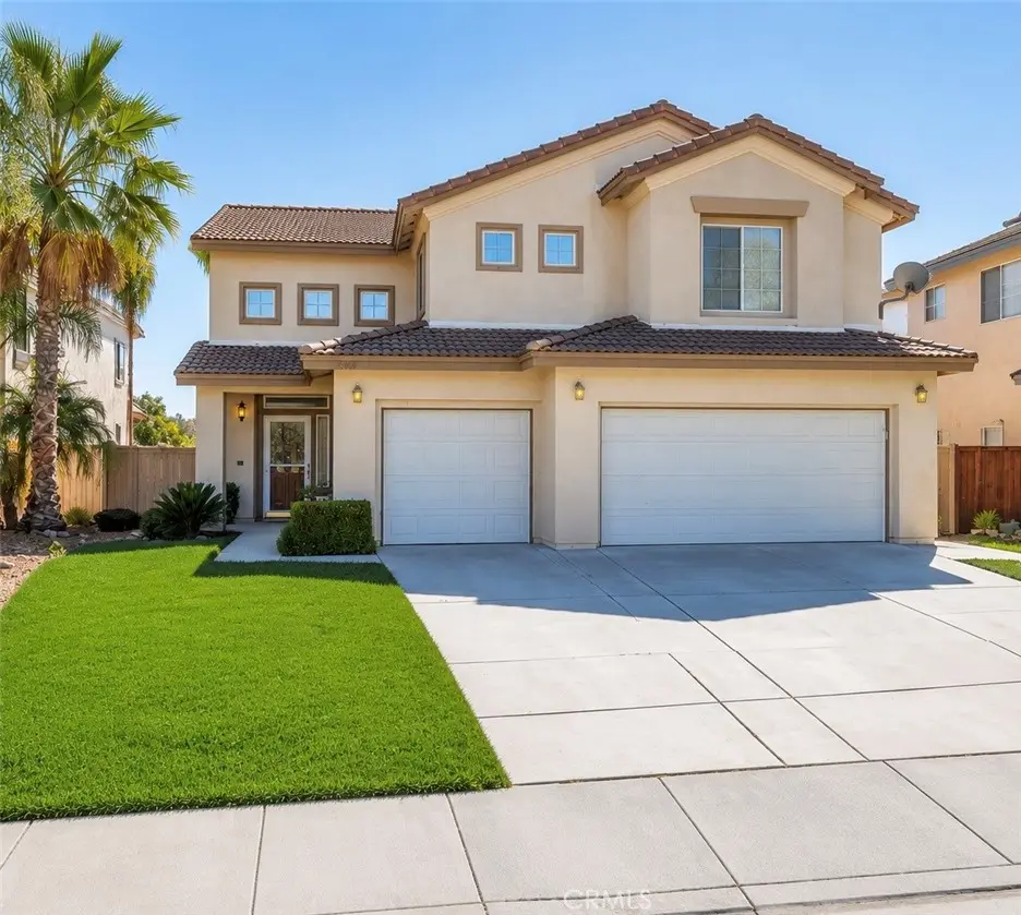 Single Family Residence for sale at 29704 Desert Jewel, Menifee, CA featuring 4 beds and 3 baths