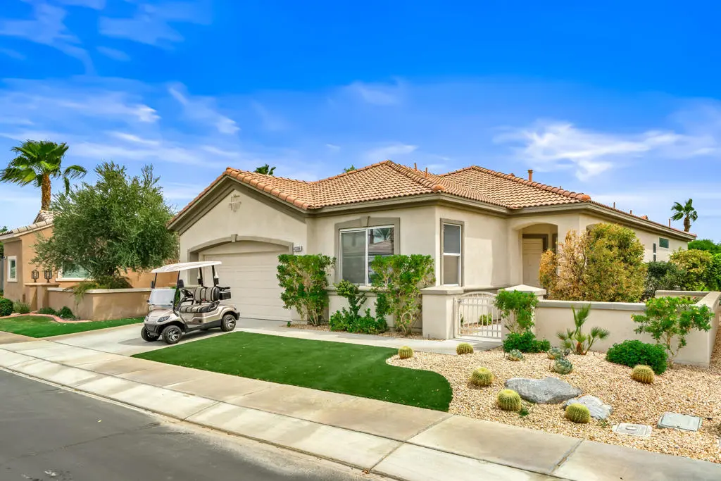 Single Family Residence for rent at 43396 Saint Andrews Drive, Indio, CA featuring 2 beds and 2 baths