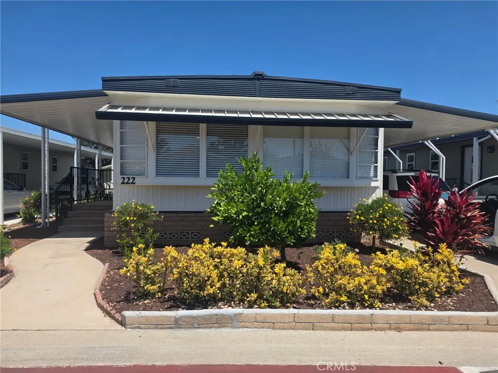 Manufactured In Park for sale at 5772 Garden Grove Boulevard 222, Westminster, CA featuring 3 beds and 2 baths