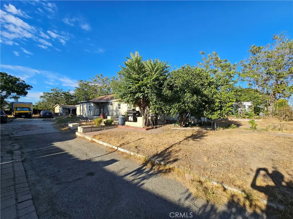 15350 Randall Avenue, Fontana, CA — listing photo 1
