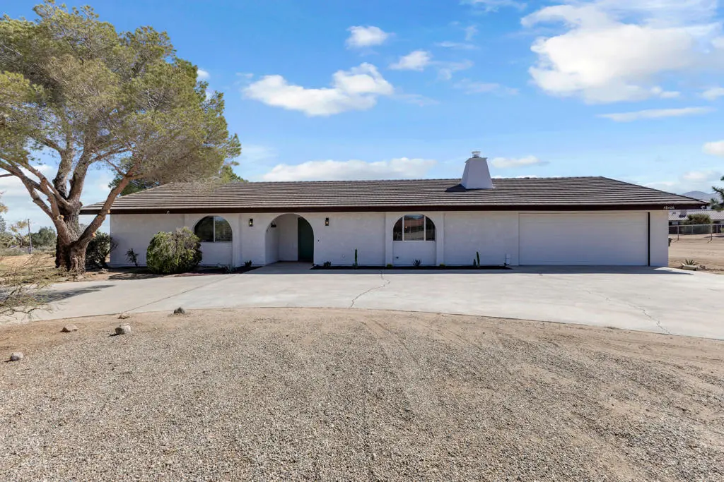 58406 Joshua Lane, Yucca Valley, CA — listing photo 1