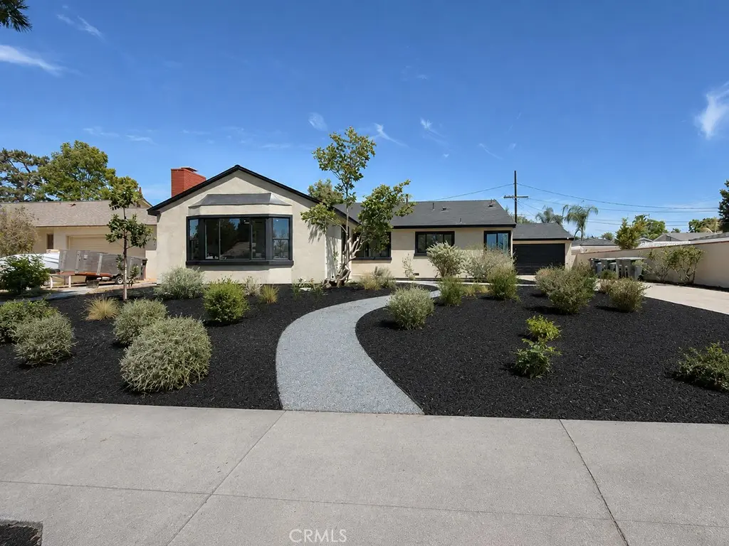 527 N Park, Orange, CA — listing photo 1
