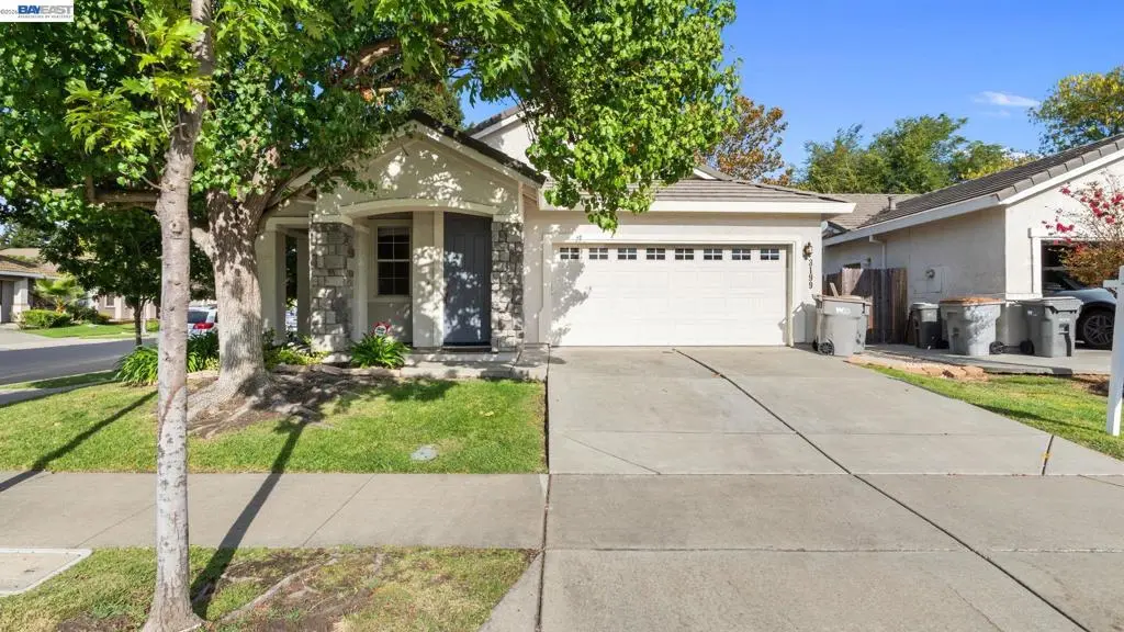 3199 Maui St, West Sacramento, CA — listing photo 1