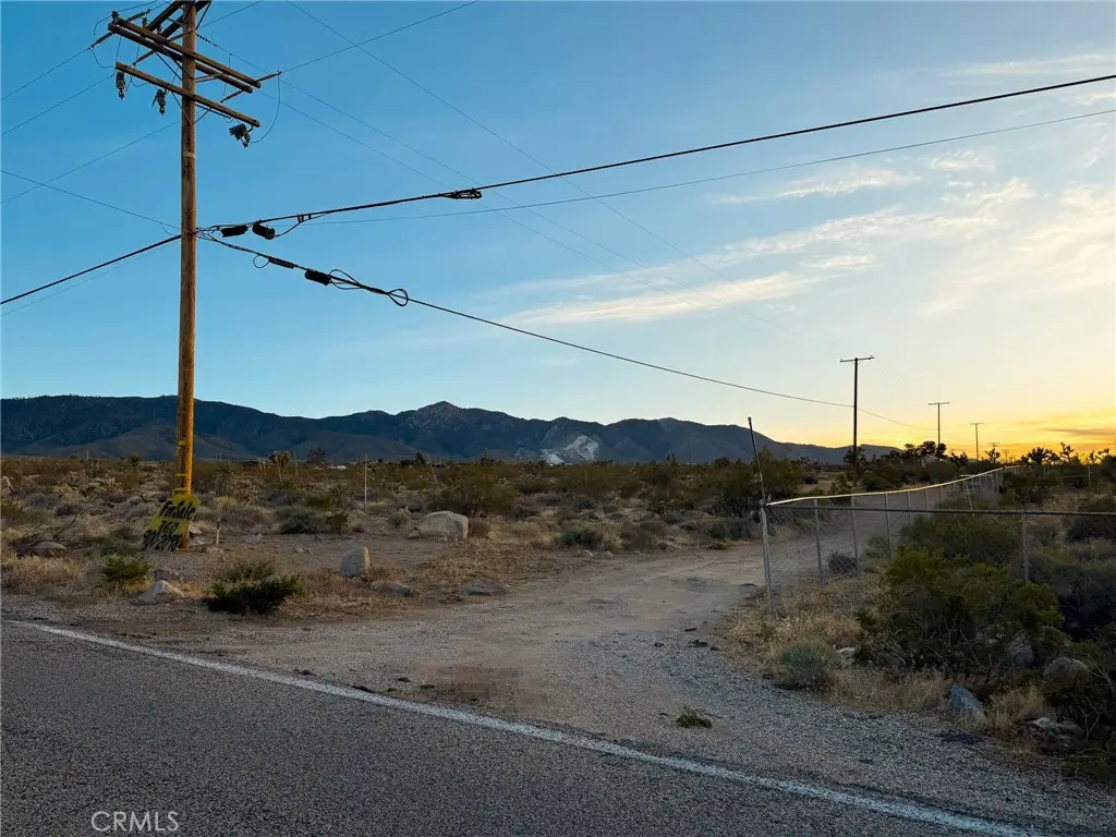 7980 Crystal Creek Road, Lucerne Valley, CA — listing photo 1