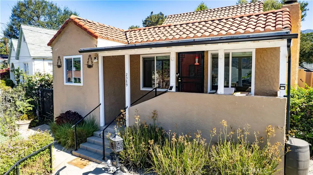 2389 Mayfield, Montrose, CA — listing photo 1
