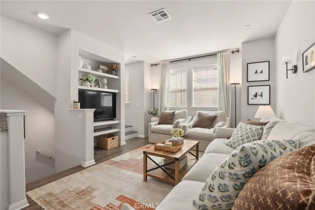 14104 W Birch Lane, Van Nuys, CA — listing photo 1