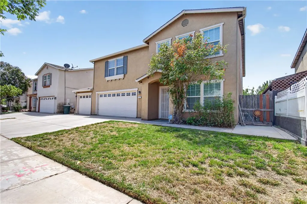 3851 Twilight Avenue, Merced, CA — listing photo 1