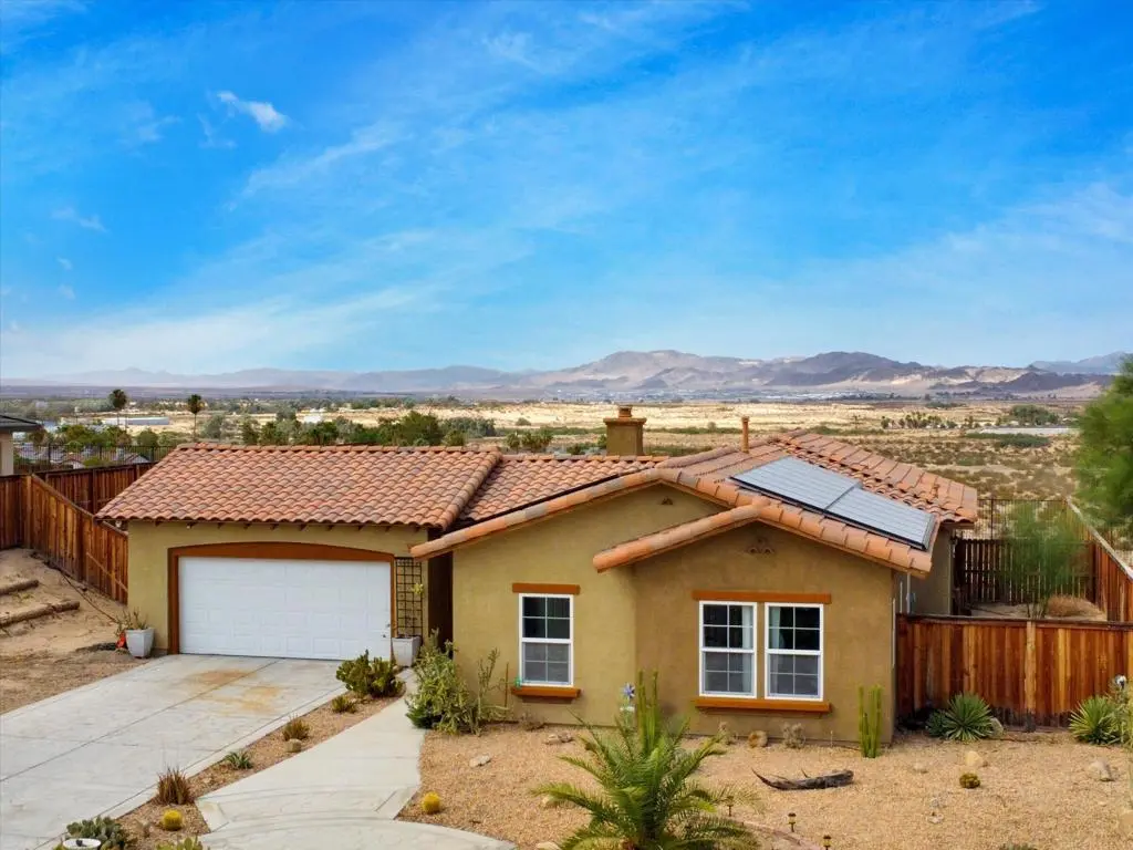 74106 Manana Drive, 29 Palms, CA — listing photo 1
