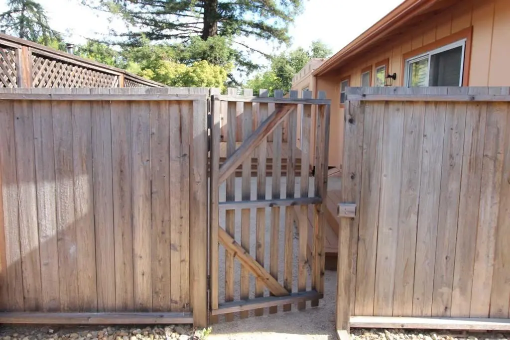 Residential Lease for rent at , Glen Ellen, Sonoma County, CA featuring 3 beds and 2 baths