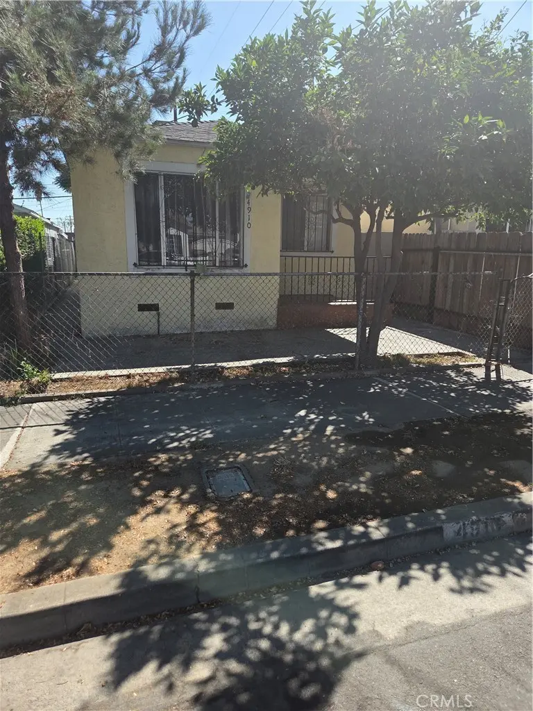 4910 NOBEL Street, Commerce, CA — listing photo 1