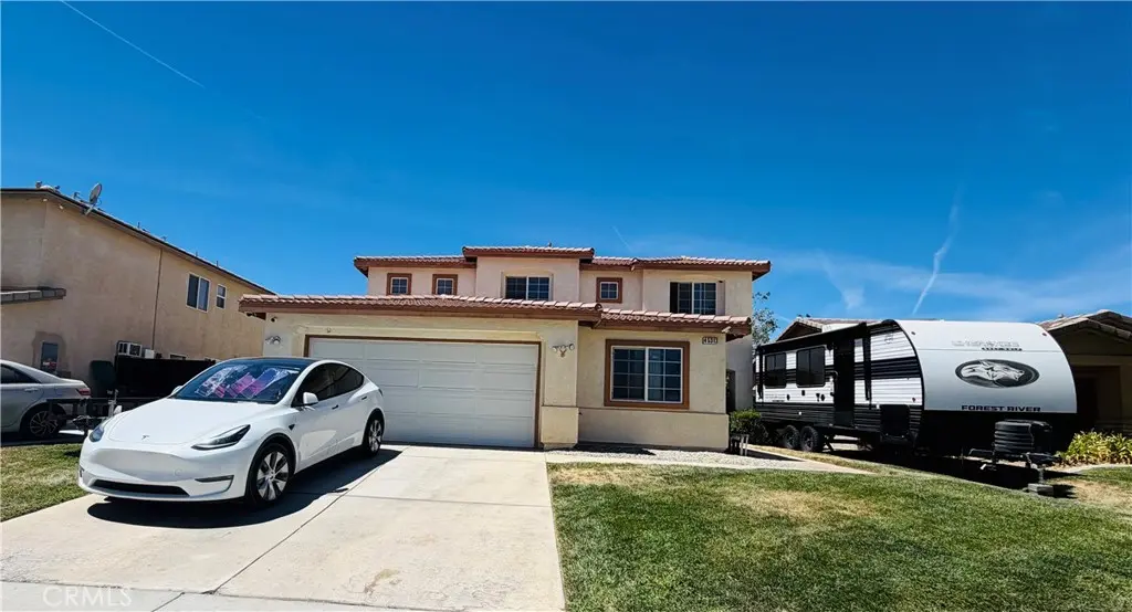 45313 Robinson Drive, Lancaster, CA — listing photo 1