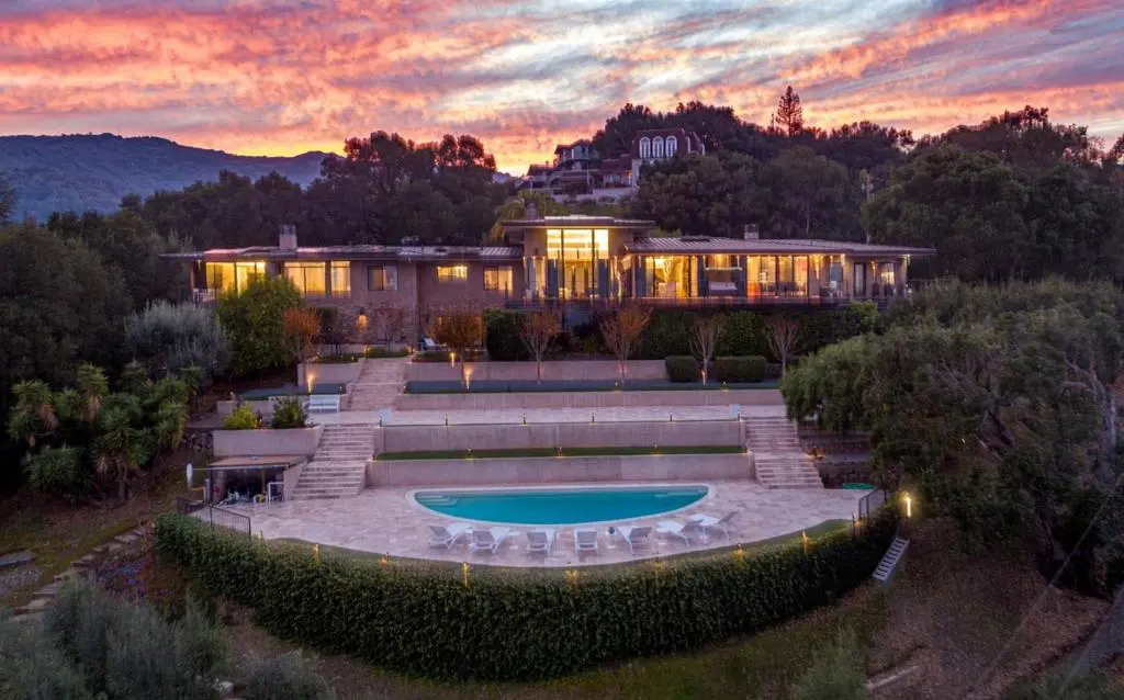 Single Family Residence for sale at , Los Altos Hills, CA featuring 7 beds and 6 baths