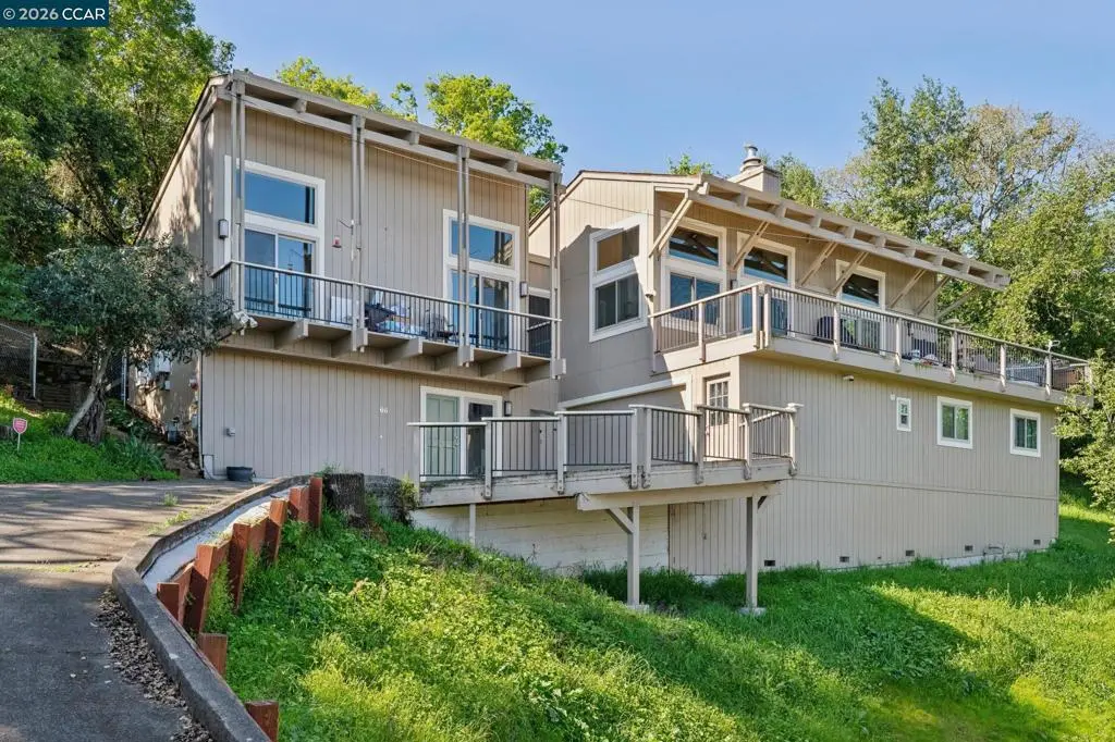 66 Bridge Rd, Novato, CA — listing photo 1