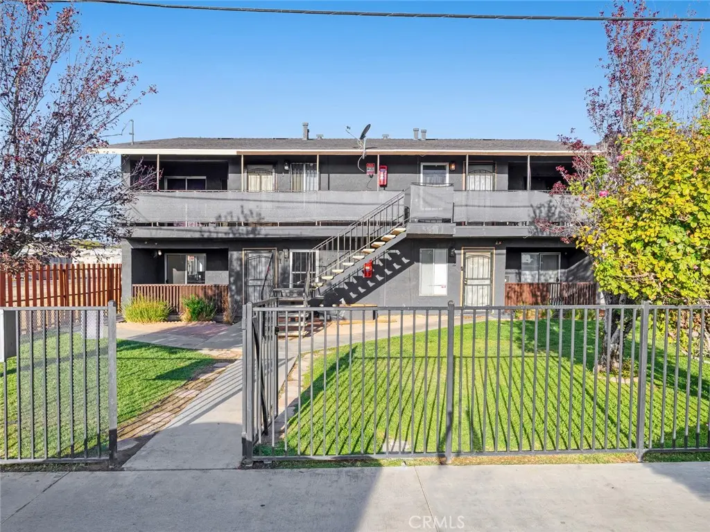 38423 10th Place E 1, Palmdale, CA — listing photo 1