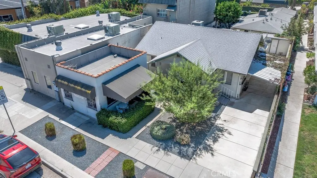 2056 E Villa, Pasadena, CA — listing photo 1