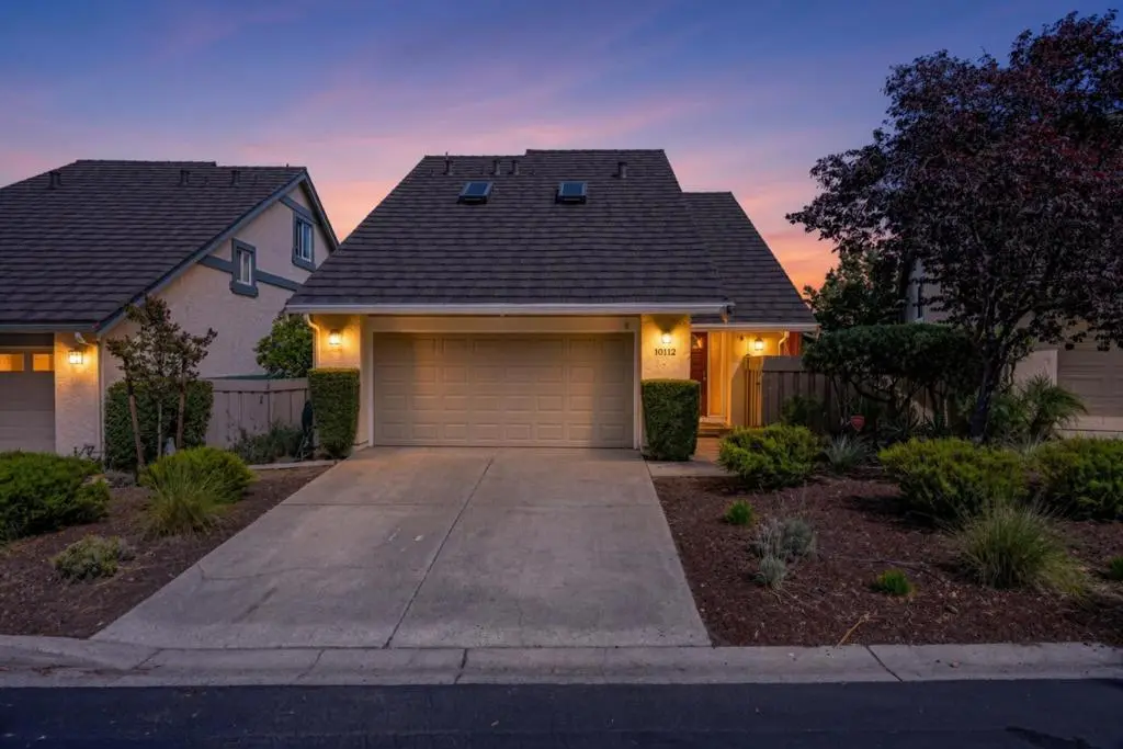 10112 Adelheid, Cupertino, CA — listing photo 1