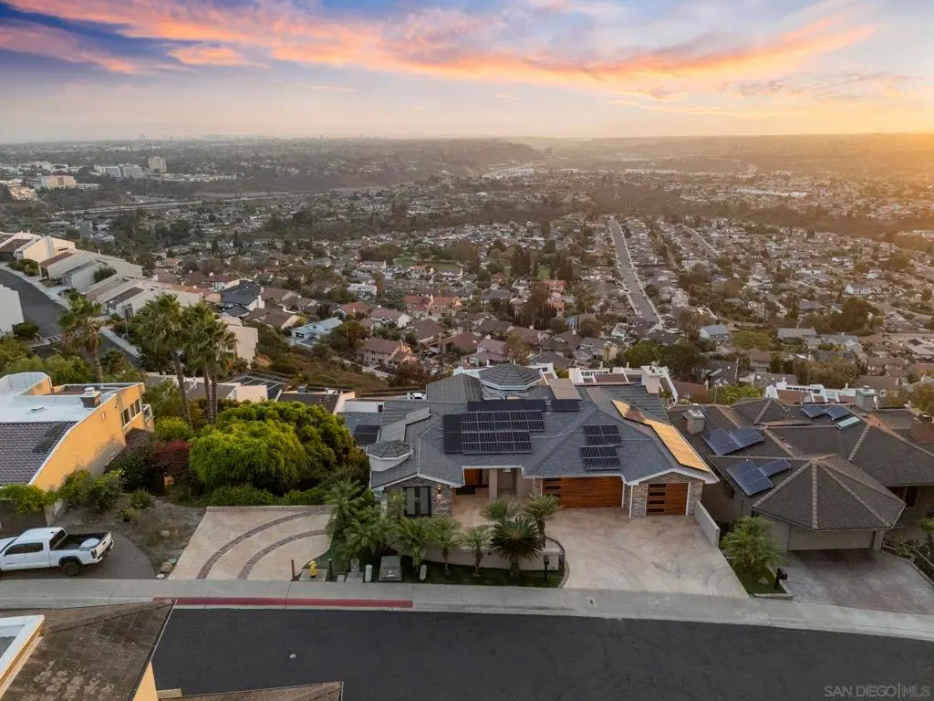 Single Family Residence for rent at 6206 Caminito Plata, San Diego, CA featuring 5 beds and 4 baths