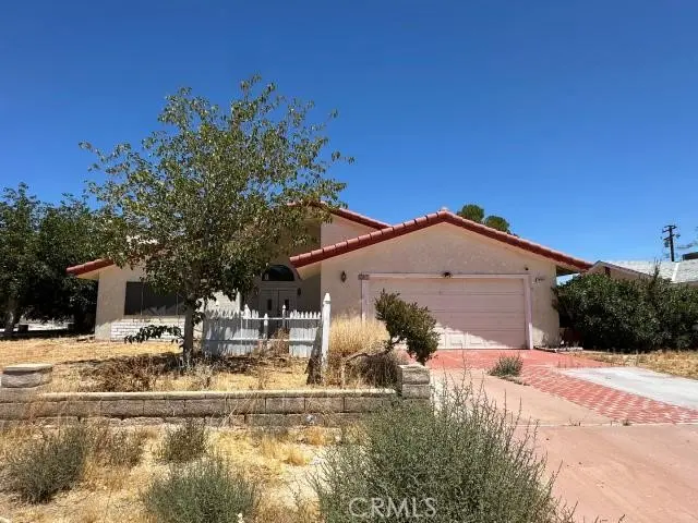 10331 N Loop Boulevard, California City, CA — listing photo 1