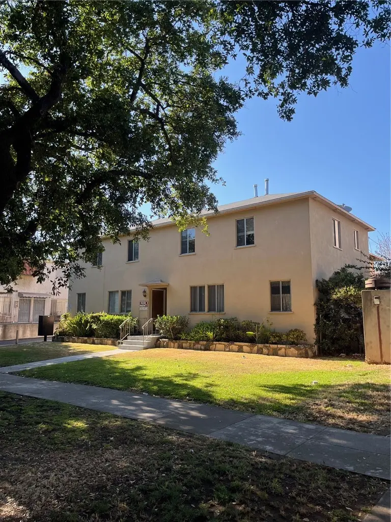 327 Riverdale, Glendale, CA — listing photo 1