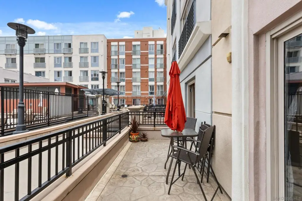 Condominium for sale at 450 J St 3041, San Diego, CA featuring 1 bed and 1 bath