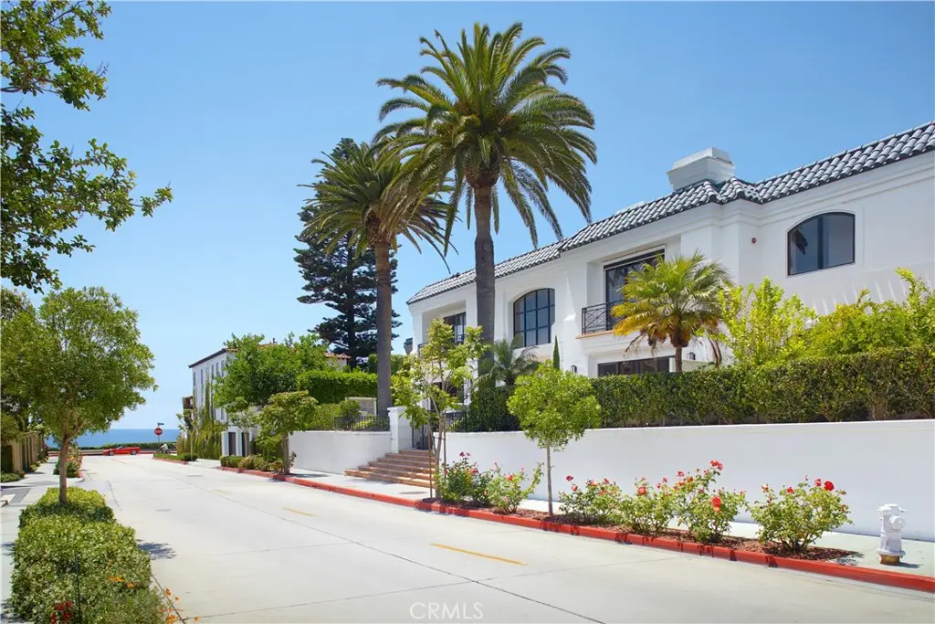 215 Poppy Avenue, Corona Del Mar, CA — listing photo 1