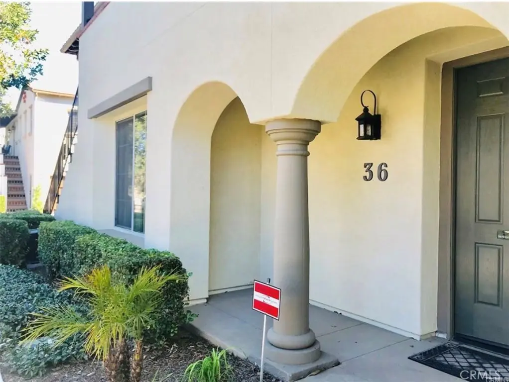 Condominium for rent at 36 Vintage, Irvine, CA featuring 1 bed and 2 baths