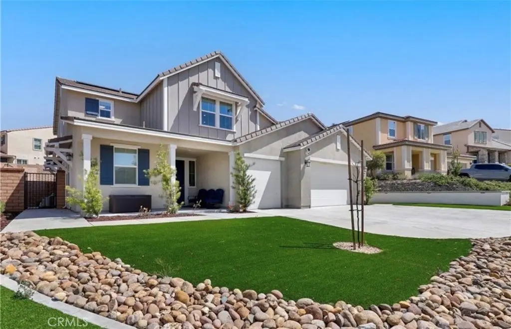 Single Family Residence for sale at 1905 Pienza Cir, Corona, CA featuring 5 beds and 5 baths