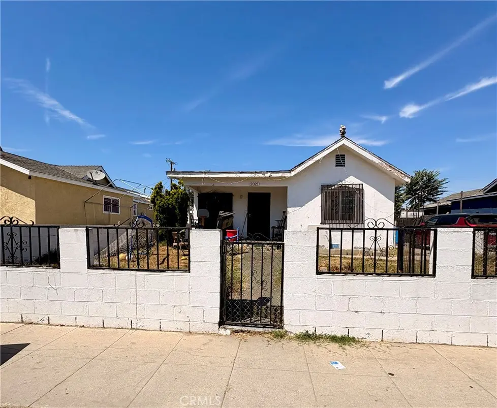 Single Family Residence for sale at 2021 E 112th, Los Angeles, CA featuring 2 beds and 2 baths