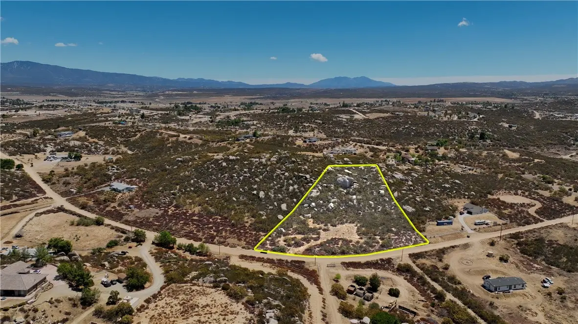 714 Rolling Hills Drive, Aguanga, CA — listing photo 1
