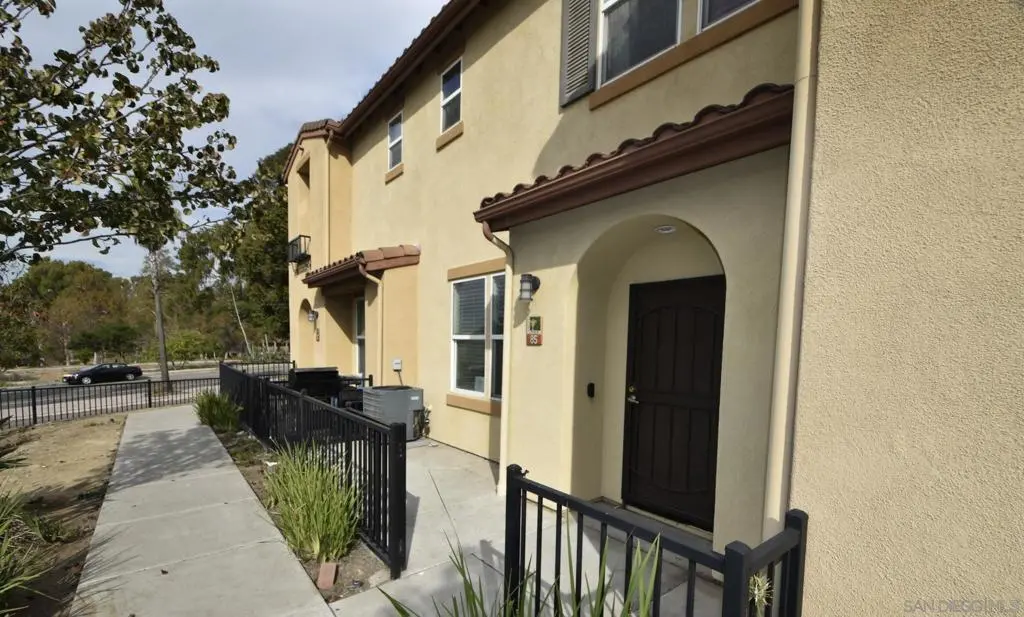 Condominium for sale at 4300 Newton Ave 85, San Diego, CA featuring 3 beds and 3 baths