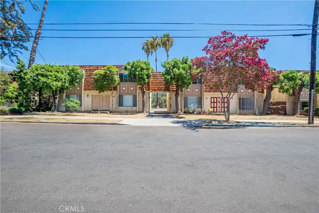 Apartment for sale at 218 Thorne, Los Angeles, CA