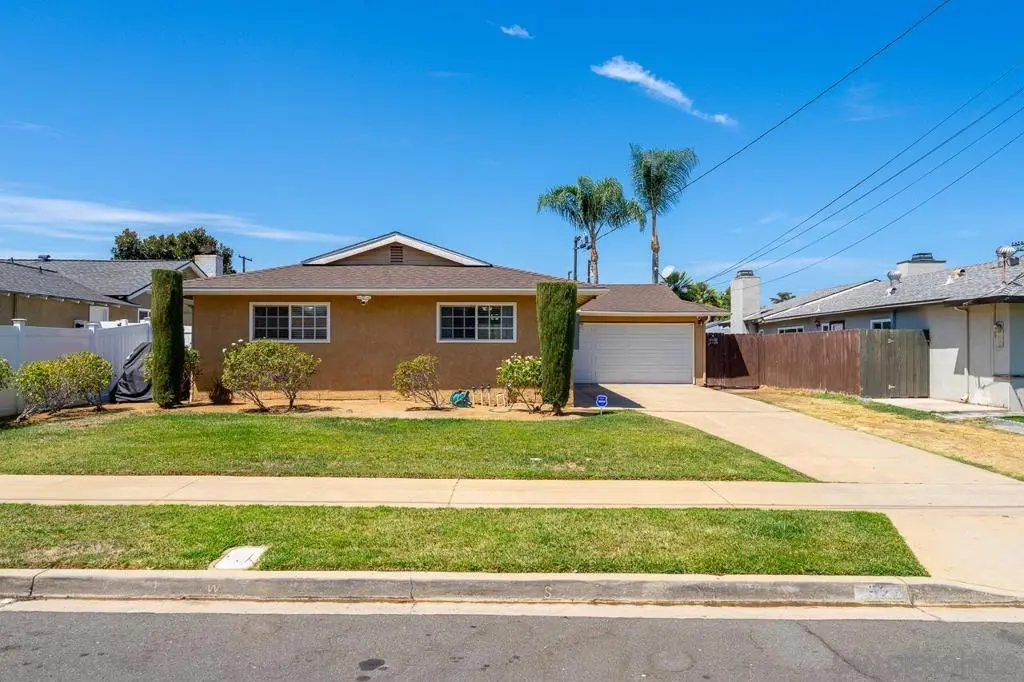 Single Family Residence for sale at 922 Denise Ln, El Cajon, CA featuring 3 beds and 2 baths