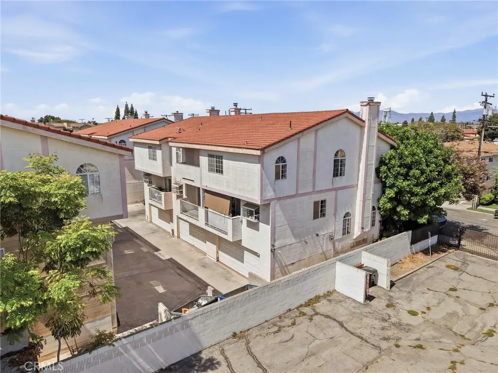 Townhouse for sale at 12040 Orange, Norwalk, CA featuring 2 beds and 3 baths