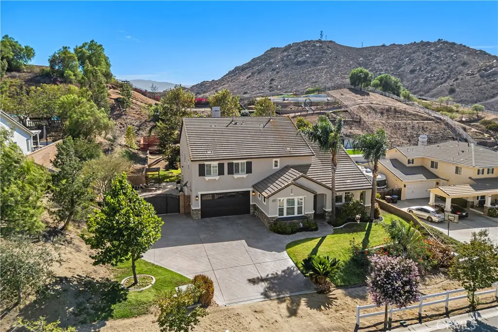 Single Family Residence for sale at 2830 Crestview Drive, Norco, CA featuring 5 beds and 3 baths